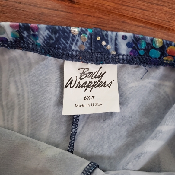 Body Wrappers dance shorts - Picture 2 of 2